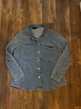 Jane and Delancey Soft Blue Denim Shirt medium button